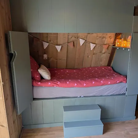 De Oude Walnoot Casa de Férias *